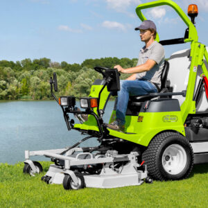 Grünflächen-Pflege Maschinen